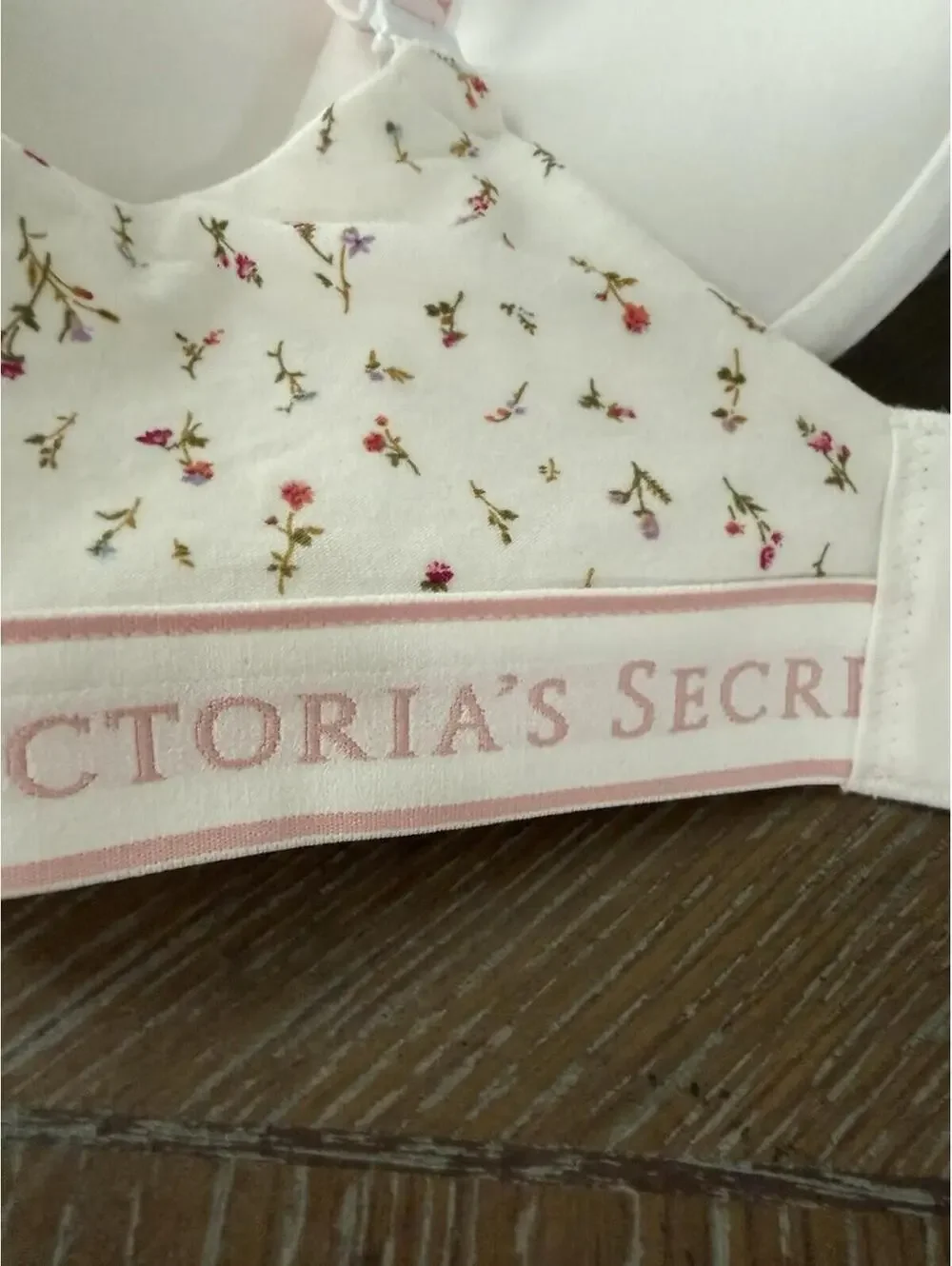 Victoria Padded Bra Floral Size 36AA New Without Tags - Picture 4 of 7